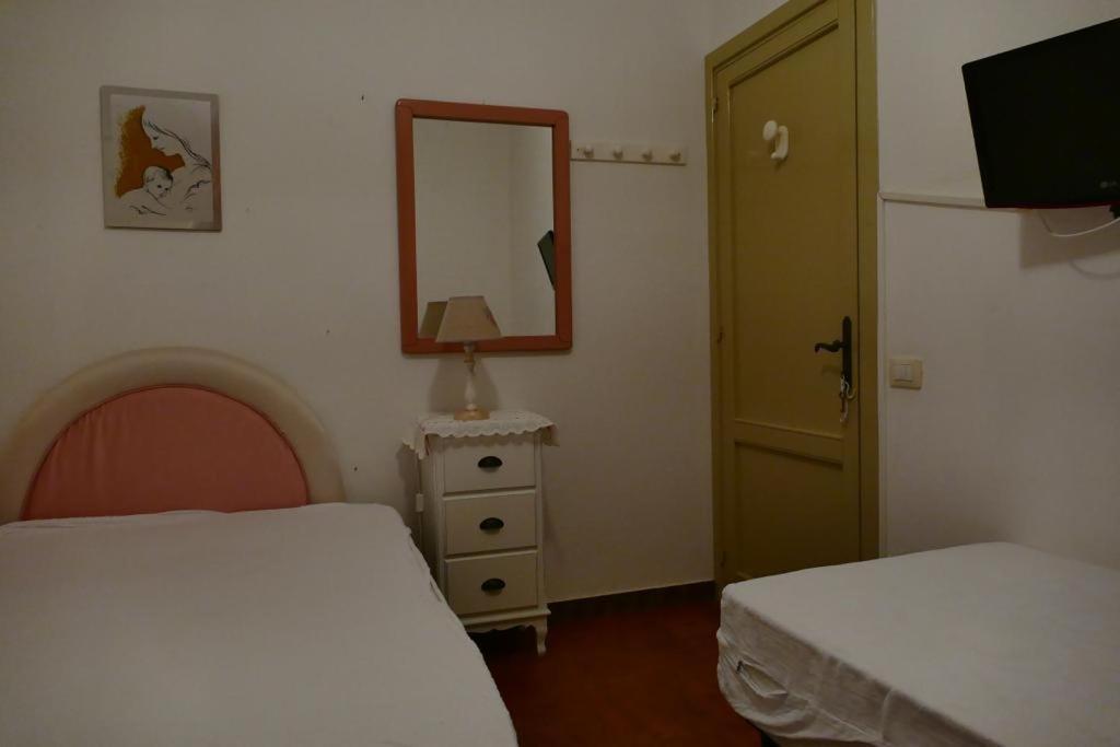 Pm 5 Via Sicilia Guest House Alghero Exterior foto